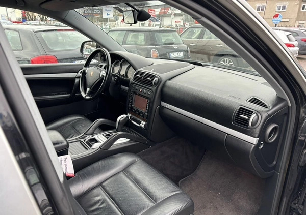 Porsche Cayenne cena 41000 przebieg: 177000, rok produkcji 2005 z Grodków małe 631